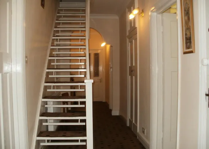 London Heathrow Guesthouse